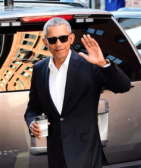 barack obama wearing gucci|Barack Obama cool suit.